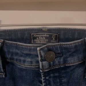 A&F Simone High-rise Super Skinny Jeans - 27/4